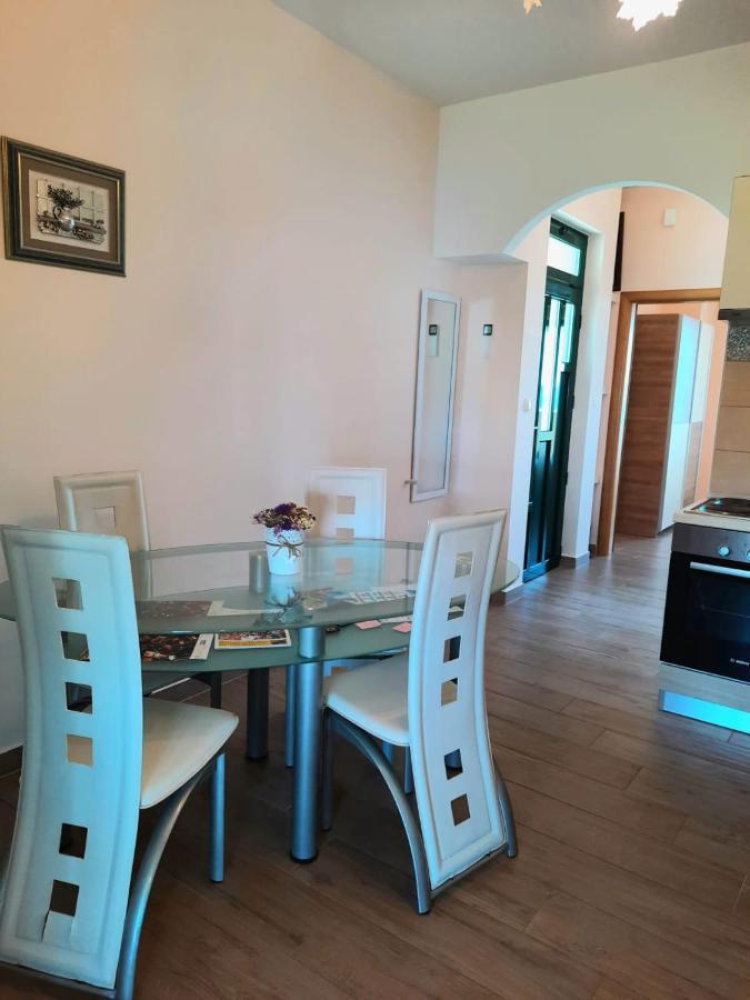 Apartman Barbir Sukošan Buitenkant foto